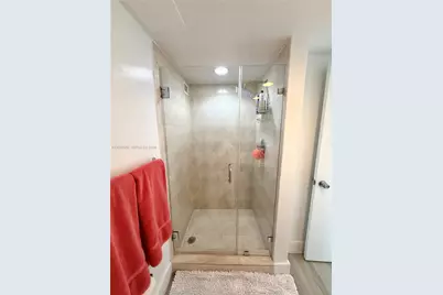 5600 Collins Ave #6J, Miami Beach, FL 33140 - Photo 21