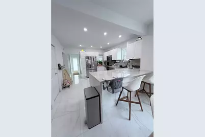 360 SW 20th Rd, Miami, FL 33129 - Photo 3