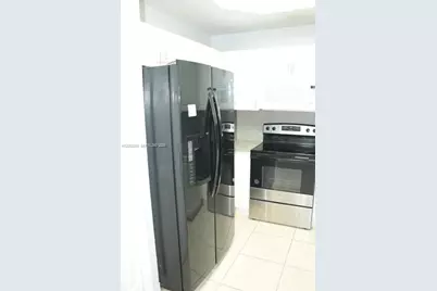 10666 SW 7th St #2106, Pembroke Pines, FL 33025 - Photo 3