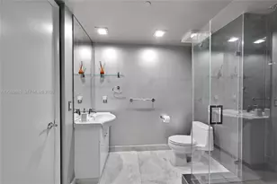 1800 S Ocean Dr, Hallandale Beach, FL 33009 - Photo 31
