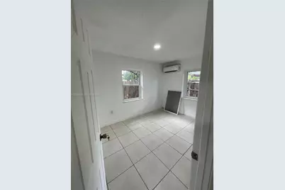 13845 NW 6th Ave, North Miami, FL 33168 - Photo 7