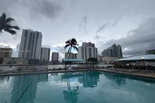 1000 Parkview Dr, Hallandale Beach, FL 33009 - Photo 29