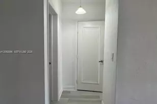 605 77th St, Miami Beach, FL 33141 - Photo 11
