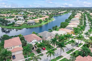 9640 Phipps Ln, Wellington, FL 33414 - Photo 9