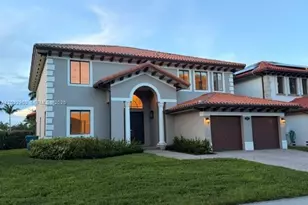 7713 SW 193rd St, Cutler Bay, FL 33157 - Photo 1