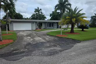 27401 SW 165th Ave, Homestead, FL 33031 - Photo 1
