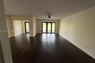 6655 Racquet Club Dr, Lauderhill, FL 33319 - Photo 5