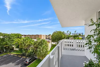919 Hillcrest Dr #401, Hollywood, FL 33021 - Photo 5