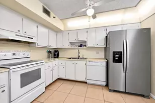 919 Hillcrest Dr, Hollywood, FL 33021 - Photo 11
