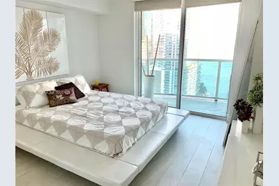31 SE 5th St #2806, Miami, FL 33131 - Photo 11