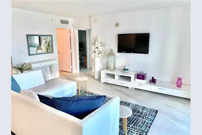 31 SE 5th St #2806, Miami, FL 33131 - Photo 5