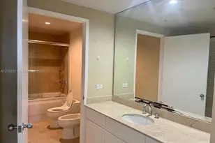 848 Brickell Key Dr, Miami, FL 33131 - Photo 21