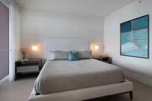 300 South Pointe Dr, Miami Beach, FL 33139 - Photo 15