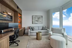 300 South Pointe Dr, Miami Beach, FL 33139 - Photo 17