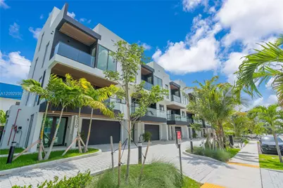 3222 NE 7th St, Pompano Beach, FL 33062 - Photo 1