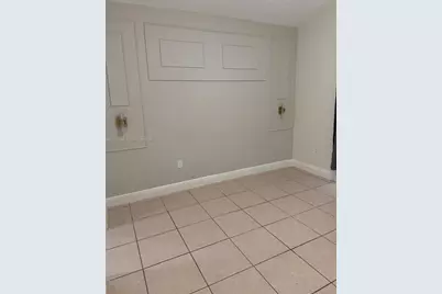 372 SW 2nd St #-, Florida City, FL 33034 - Photo 9