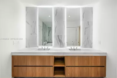 1400 Biscayne Boulevard #3005, Miami, FL 33132 - Photo 25