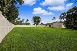 12804 SW 94th Pl, Miami, FL 33176 - Photo 5