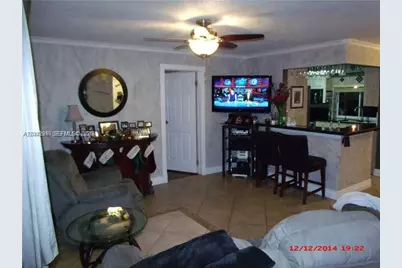 9470 NW 24th St, Sunrise, FL 33322 - Photo 7