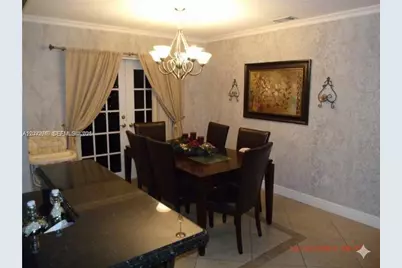 9470 NW 24th St, Sunrise, FL 33322 - Photo 9
