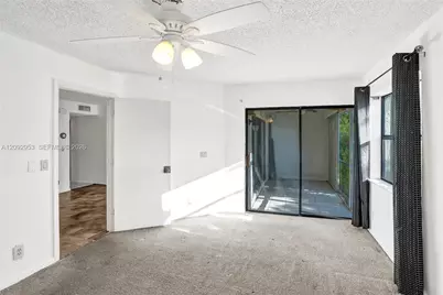 105 Liberty Ct, Deerfield Beach, FL 33442 - Photo 19