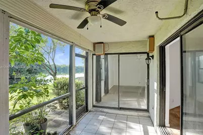105 Liberty Ct, Deerfield Beach, FL 33442 - Photo 25