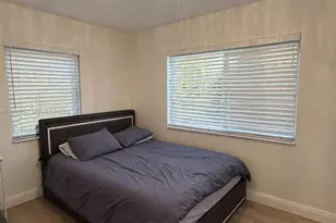 2315 NW 35th St, Miami, FL 33142 - Photo 5
