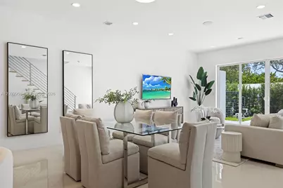 1805 NE 13 St, Fort Lauderdale, FL 33304 - Photo 9