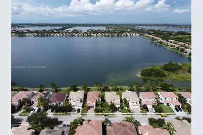 4276 SW 179th Way, Miramar, FL 33029 - Photo 9