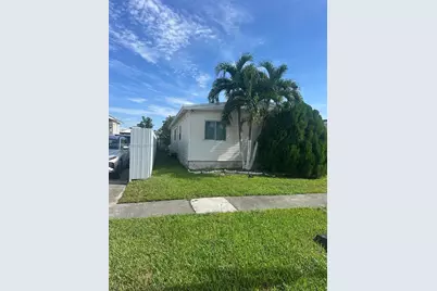 21551 NW 3rd Pl, Pembroke Pines, FL 33029 - Photo 1