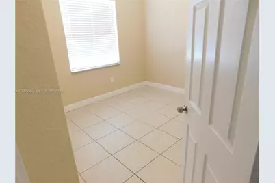 21800 SW 184th Pl, Miami, FL 33170 - Photo 27