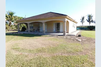 21800 SW 184th Pl, Miami, FL 33170 - Photo 5
