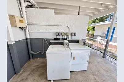 119 NW 43rd Ct #5, Oakland Park, FL 33309 - Photo 13