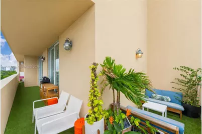 2425 SW 27th Ave #704, Miami, FL 33145 - Photo 21
