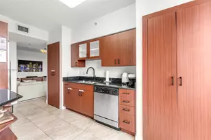 2425 SW 27th Ave, Miami, FL 33145 - Photo 9