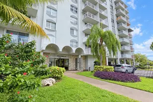 1465 NE 123rd St, North Miami, FL 33161 - Photo 23