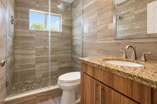 18046 SW 154th Pl, Miami, FL 33187 - Photo 17