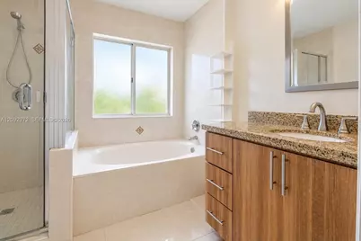18046 SW 154th Pl, Miami, FL 33187 - Photo 19