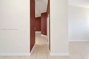 18046 SW 154th Pl, Miami, FL 33187 - Photo 11