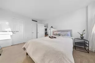 1020 Meridian Ave, Miami Beach, FL 33139 - Photo 11