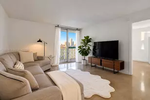 1020 Meridian Ave, Miami Beach, FL 33139 - Photo 1
