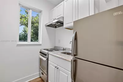 1630 SW 10th St #4, Miami, FL 33135 - Photo 5