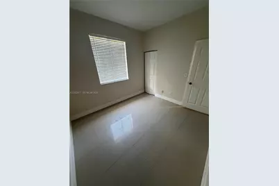 124 SW 16th Ave, Homestead, FL 33030 - Photo 11