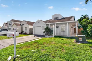10024 SW 222nd St, Cutler Bay, FL 33190 - Photo 3