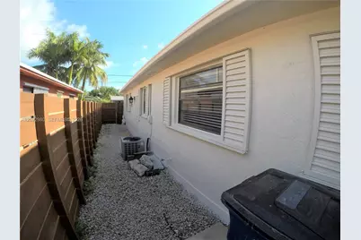212 SW 2nd Ave #0, Hallandale Beach, FL 33009 - Photo 37