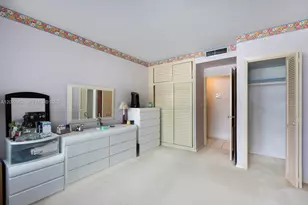 1408 Brickell Bay Dr, Miami, FL 33131 - Photo 11