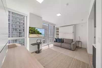 227 NE 2nd St #1911, Miami, FL 33132 - Photo 1