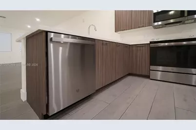 10270 NW 66th St #104, Doral, FL 33178 - Photo 5
