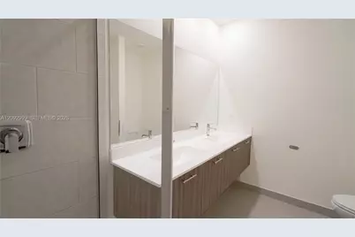10270 NW 66th St #104, Doral, FL 33178 - Photo 17