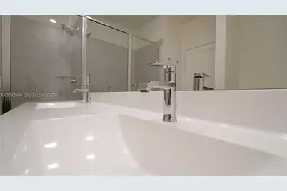 10270 NW 66th St #104, Doral, FL 33178 - Photo 19
